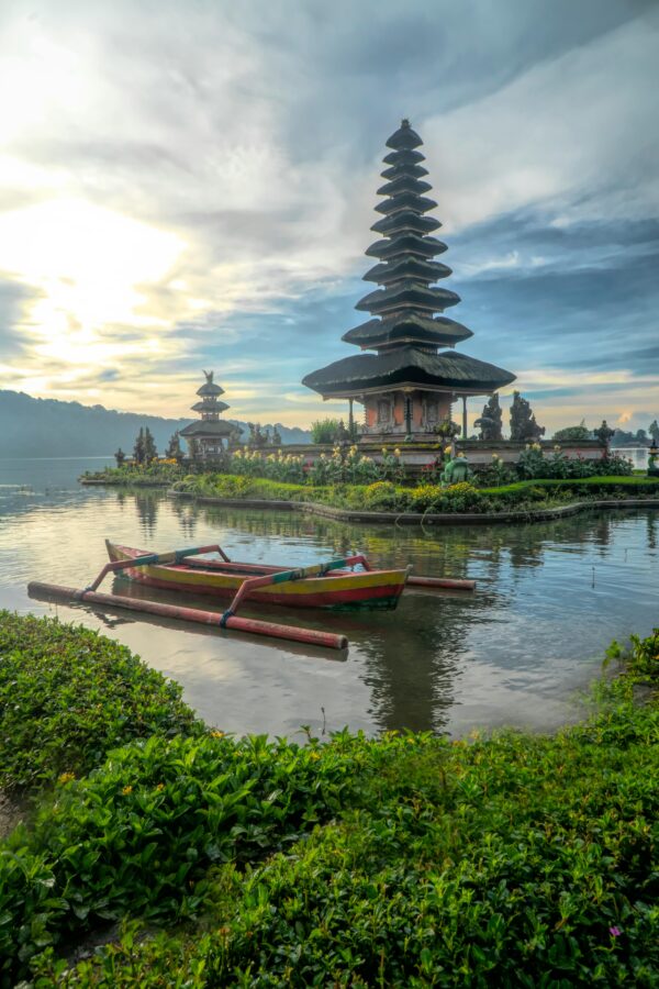 🌺✨ The Ultimate 7-Day Bali Escape – Paradise, Culture & Adventure! ✨🌺